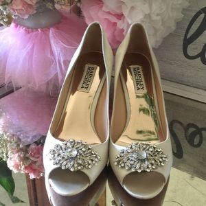 Badgley Mischka jeweled Off white pumps
